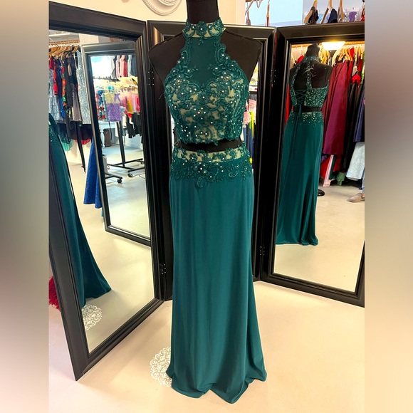 2pc dress - Picture 1 of 4